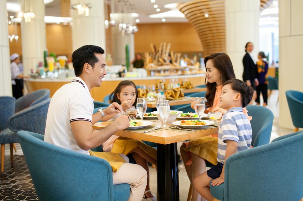 Buffet-sáng-VinPearl-Phú-Quốc